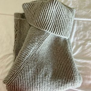 Women’s Sweater